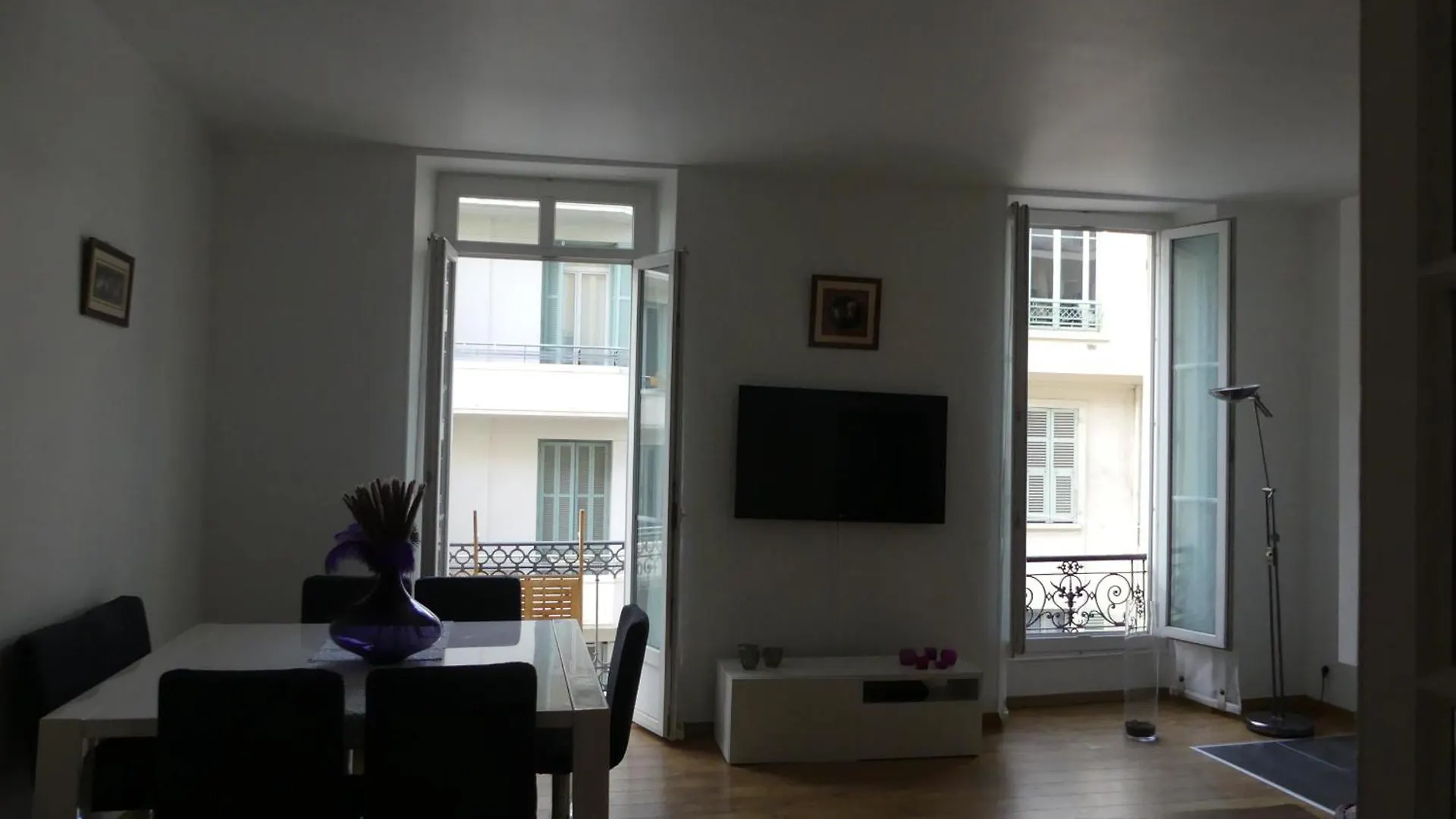 68 M2 Central Pour Des Vacances En Famille Nice 0*,  Frankrig